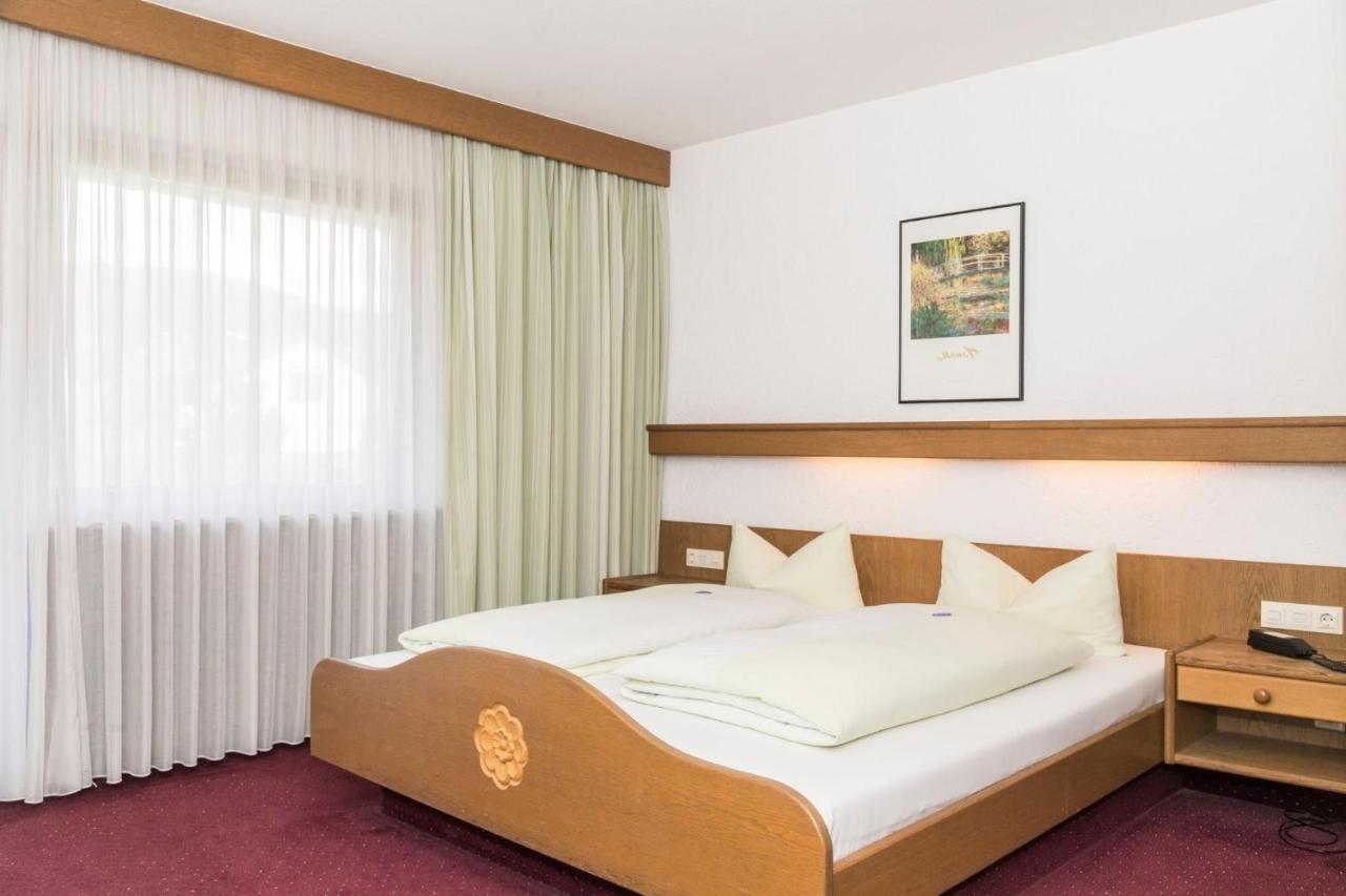 Gaestehaus Becher Donzdorf Buitenkant foto